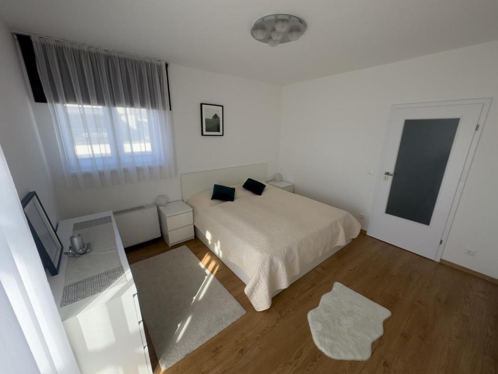 Admiral Apartman โชปาค ภายนอก รูปภาพ